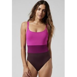 Athleta Coastline One Piece Swimsuit Pink Stripe Tall Long, worn once